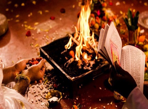 Book Pandit for Havan Puja, Online Pandit Booking